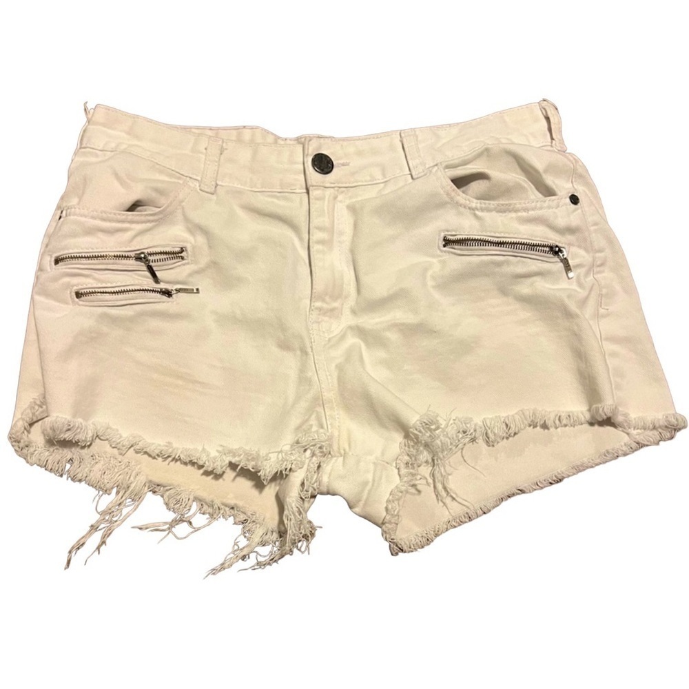 Jeanswear Women’s Distressed White Jean Shorts Size 42